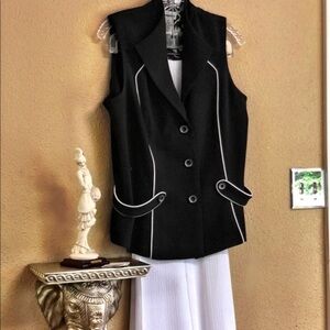 Stunning two piece out fit.